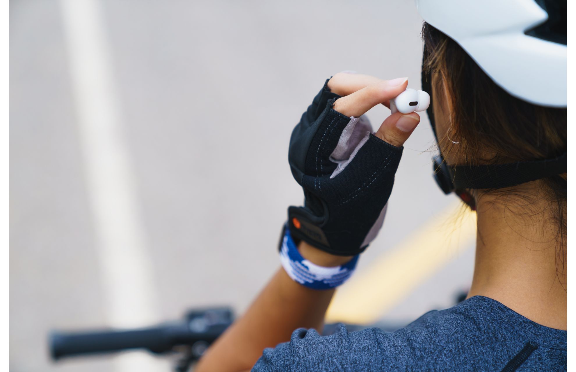 イヤホン 自転車
